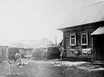 Дом с надворными постройками крестьянина-середняка. 1922 г., Ижевский уезд, с Завьялово. 