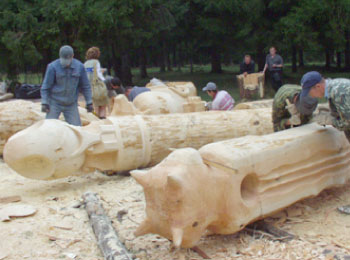 Резьба по дереву. Конкурс парковой скульптуры. Фото К.И.Куликова.